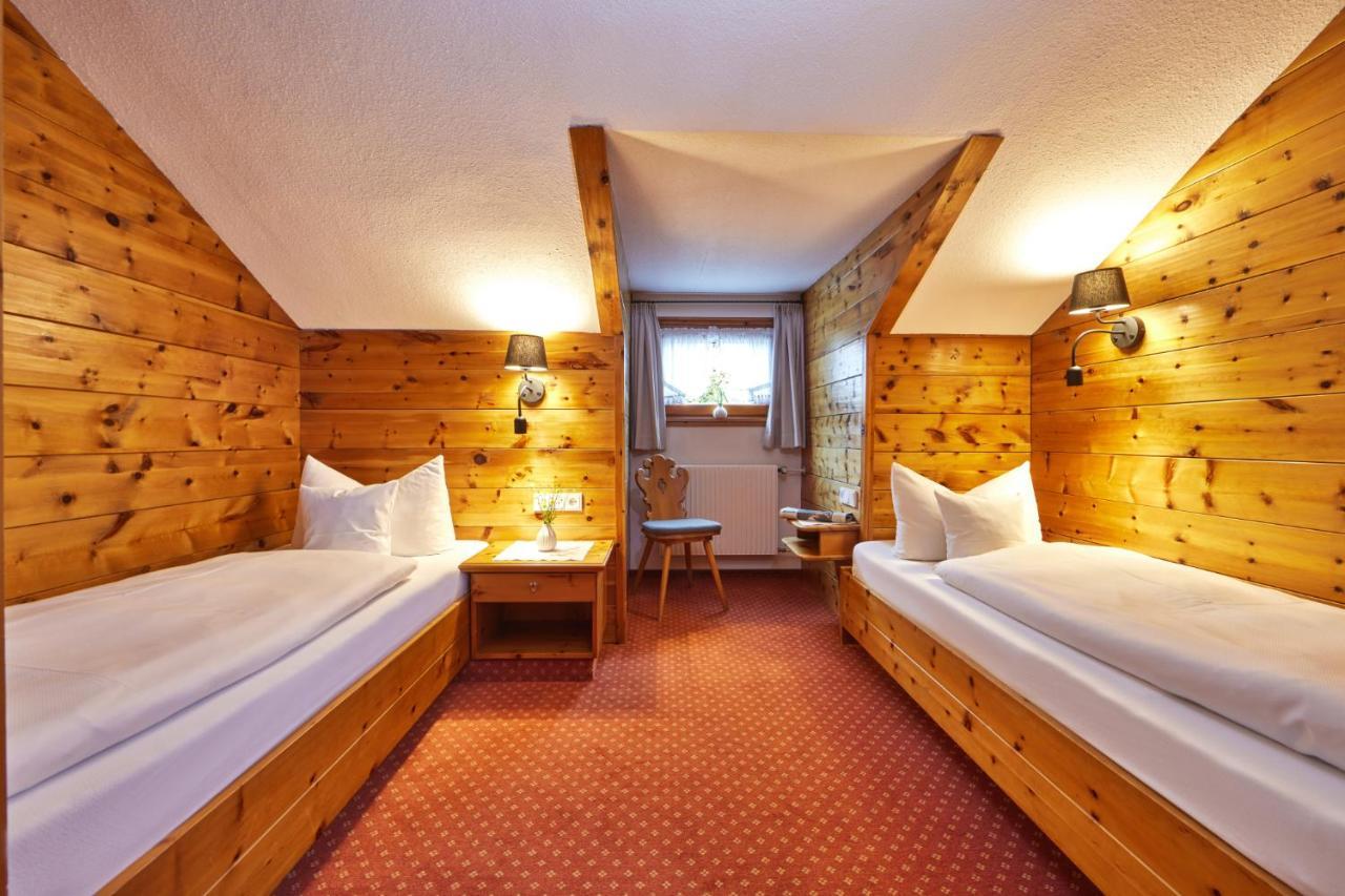 Gaestehaus Sonnenheim Миттенвальд Экстерьер фото