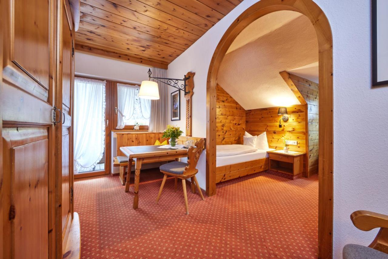 Gaestehaus Sonnenheim Миттенвальд Экстерьер фото