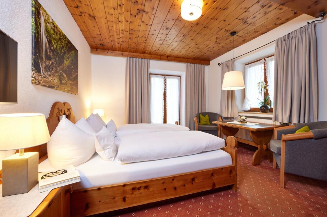 Gaestehaus Sonnenheim Миттенвальд Экстерьер фото