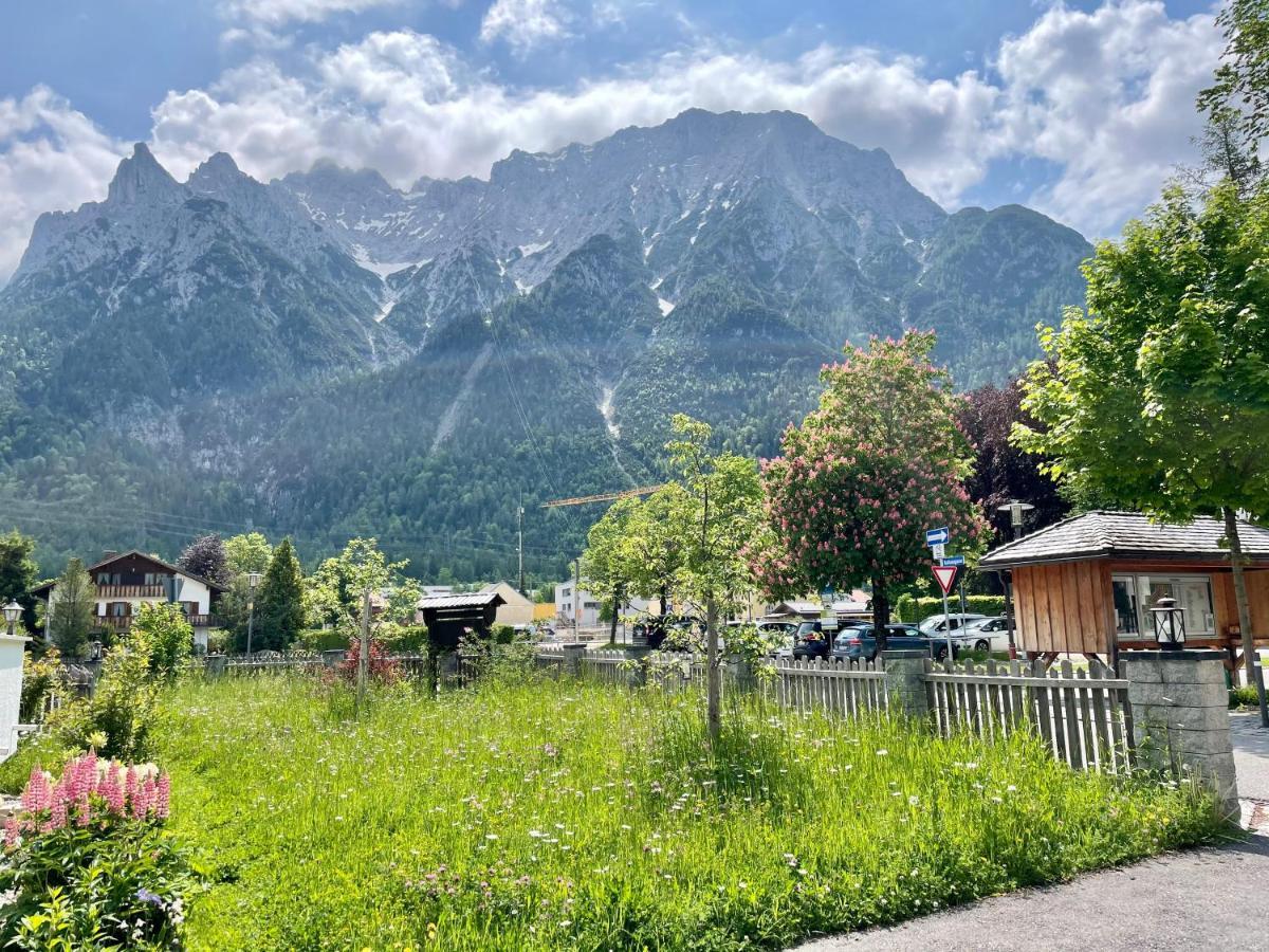 Gaestehaus Sonnenheim Миттенвальд Экстерьер фото