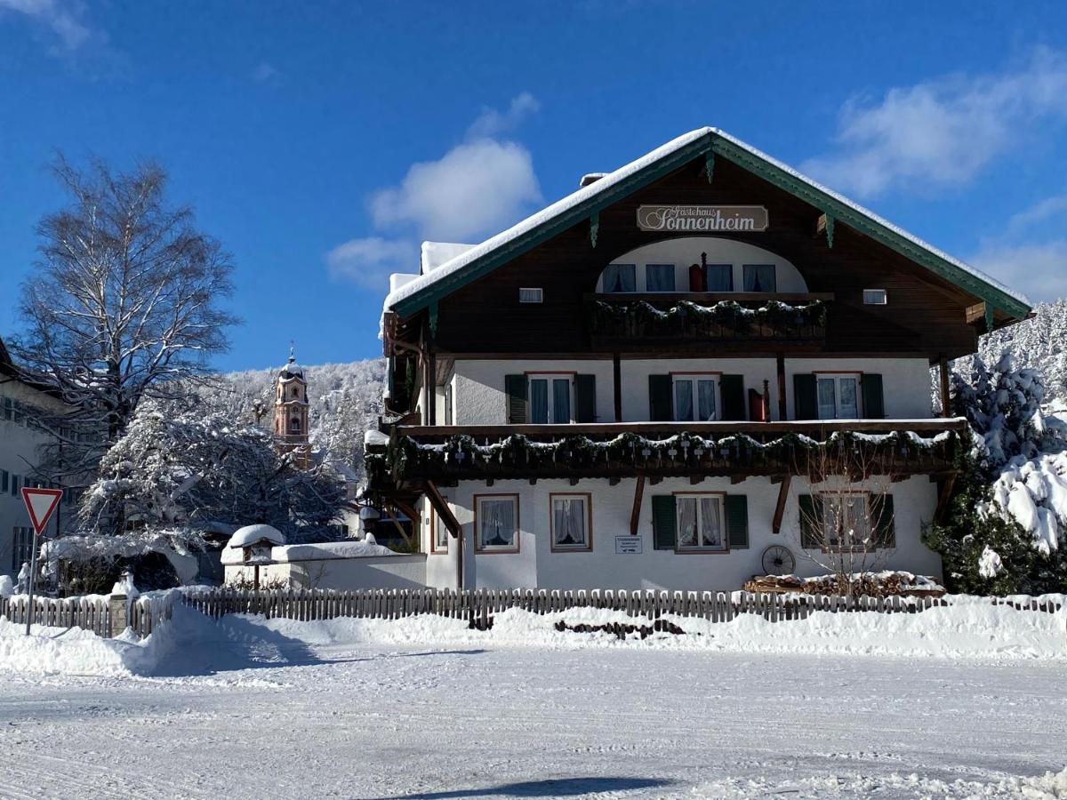 Gaestehaus Sonnenheim Миттенвальд Экстерьер фото