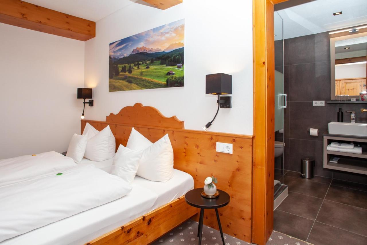Gaestehaus Sonnenheim Миттенвальд Экстерьер фото