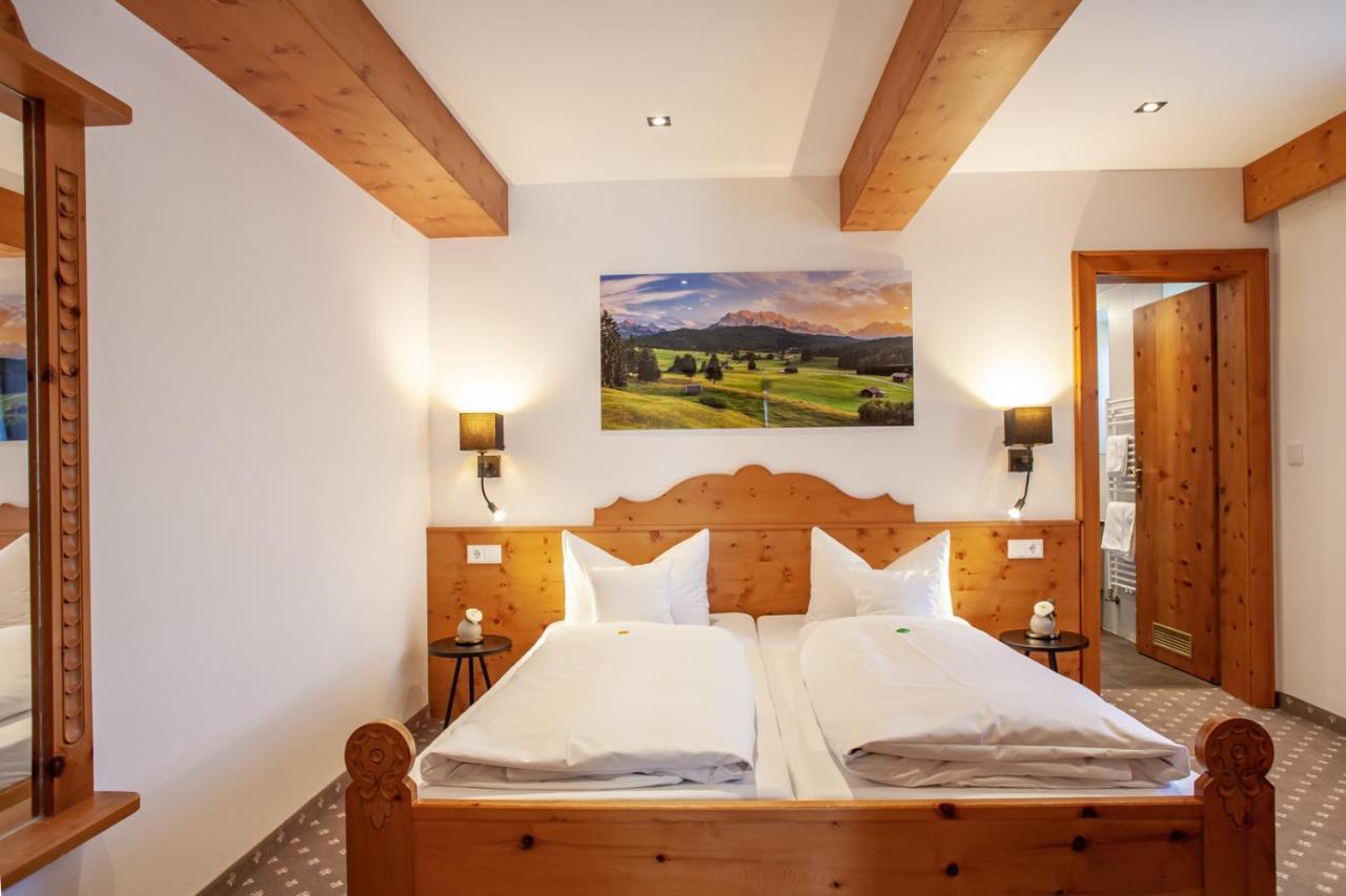 Gaestehaus Sonnenheim Миттенвальд Экстерьер фото