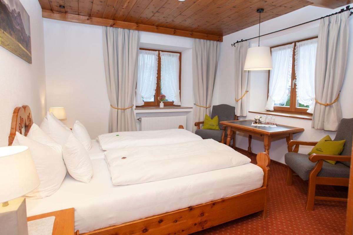 Gaestehaus Sonnenheim Миттенвальд Экстерьер фото